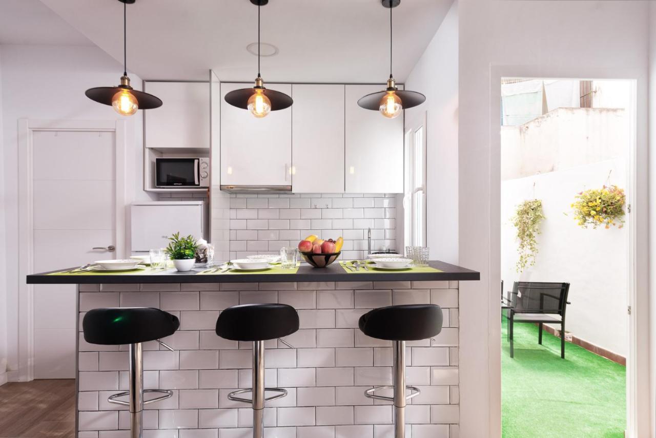 Cozy 3 Bed Apartment In The Heart Of Alicante Bagian luar foto