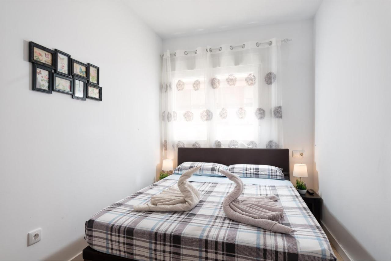 Cozy 3 Bed Apartment In The Heart Of Alicante Bagian luar foto